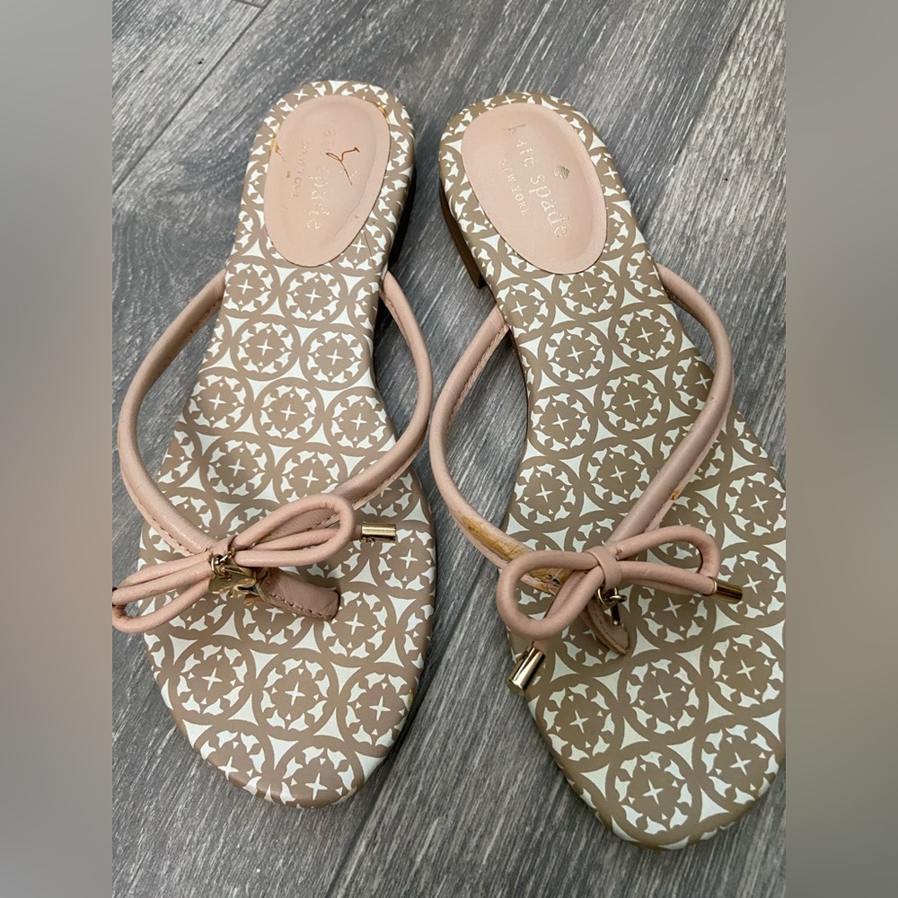 Kate Spade Leather Beige & Pink Flip Flop Sandals Size 6 - Picture 5 of 11
